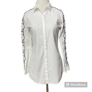 Ann Fontaine White Poplin Shirt Size 36 Black Embroidered Roses Lace Parisian